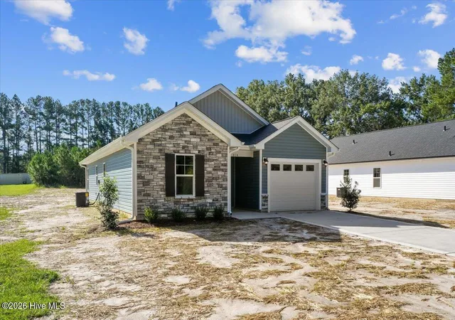 Photo 3 of Single family home for sale at 314 E Howard St, Roseboro, NC 28382 | MLS# 100600974 | Listing updated on 2026-09-19