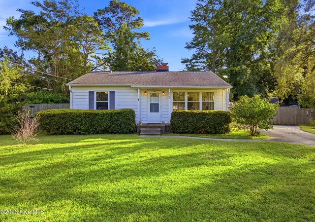 Photo 3 of Single family home for sale at 4108 Park Ave, Wilmington, NC 28403 | MLS# 100599772 | Listing updated on 2026-09-16