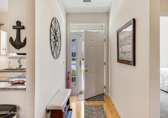 Photo 4 of Townhouse for sale at 5047 Wyncie Wynd, Southport, NC 28461 | MLS# 100602274 | Listing updated on 2026-09-15