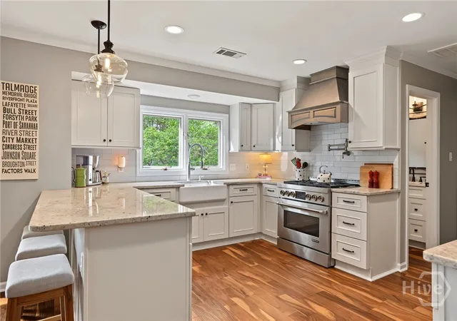 Photo 3 of Single family home for sale at 13 Gossamer Ln, Savannah, GA 31411 | MLS# SA365777 | Listing updated on 2026-10-18