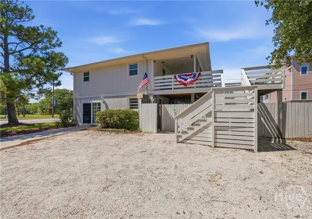 Photo 2 of Single family home for sale at 10 Center Ter, Tybee Island, GA 31328 | MLS# SA360051 | Listing updated on 2026-09-04