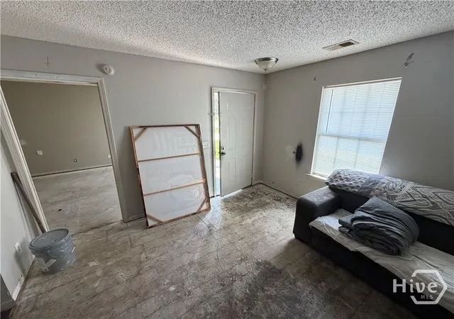 Photo 2 of Single family home for sale at 7 Stemson Way, Port Wentworth, GA 31407 | MLS# SA366159 | Listing updated on 2026-10-29