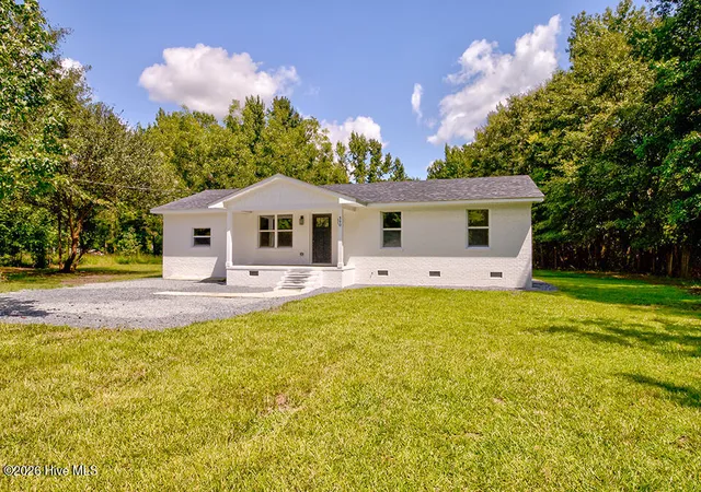 Photo 3 of Single family home for sale at 390 Newtown Loop Rd, Atkinson, NC 28421 | MLS# 100600405 | Listing updated on 2026-10-01