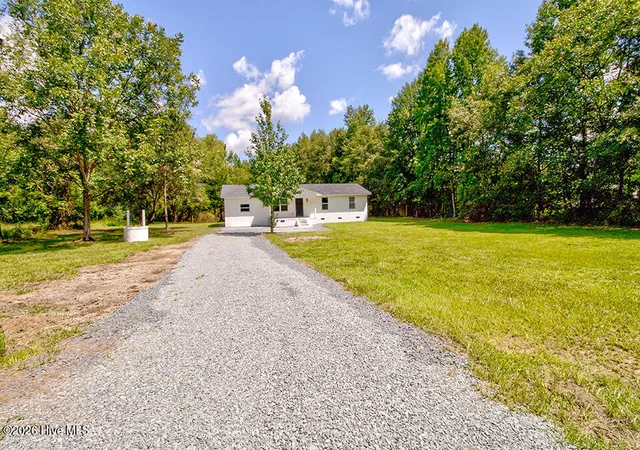 Photo 3 of Single family home for sale at 390 Newtown Loop Rd, Atkinson, NC 28421 | MLS# 100600405 | Listing updated on 2026-10-01