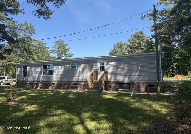 Photo 3 of Manufactured home for sale at 316 Factory St, Tarboro, NC 27886 | MLS# 100598530 | Listing updated on 2026-09-14