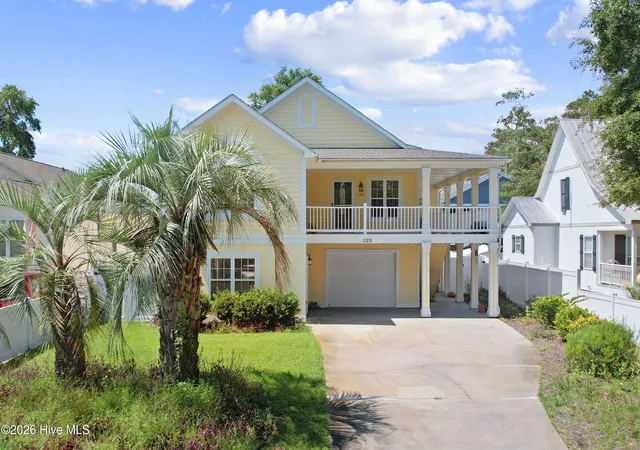 Photo 3 of Single family home for sale at 329 Ne 59th Street, Oak Island, NC 28465 | MLS# 100601173 | Listing updated on 2026-10-01