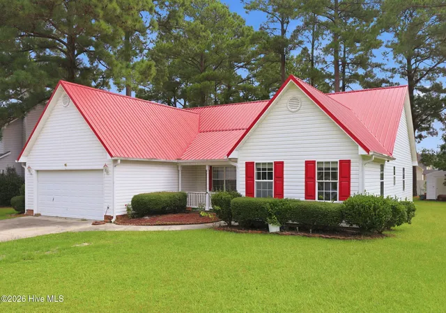 Photo 3 of Single family home for sale at 870 Pine Valley Rd, Jacksonville, NC 28546 | MLS# 100600454 | Listing updated on 2026-09-17
