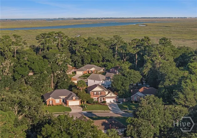 Photo 1 of Single family home for sale at 555 Oemler Loop, Savannah, GA 31410 | MLS# SA366675 | Listing updated on 2026-10-19