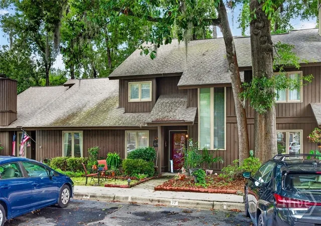 Photo 2 of Townhouse for sale at 77 Brown Pelican Dr, Savannah, GA 31419 | MLS# SA364106 | Listing updated on 2026-09-13