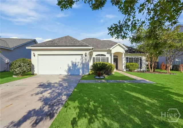 Photo 1 of Single family home for sale at 132 Willow Point Cir, Savannah, GA 31407 | MLS# SA366580 | Listing updated on 2026-10-16