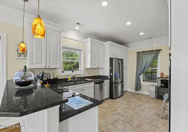 Photo 3 of Single family home for sale at 101 Brandon Ave, Hubert, NC 28539 | MLS# 100603026 | Listing updated on 2026-09-12