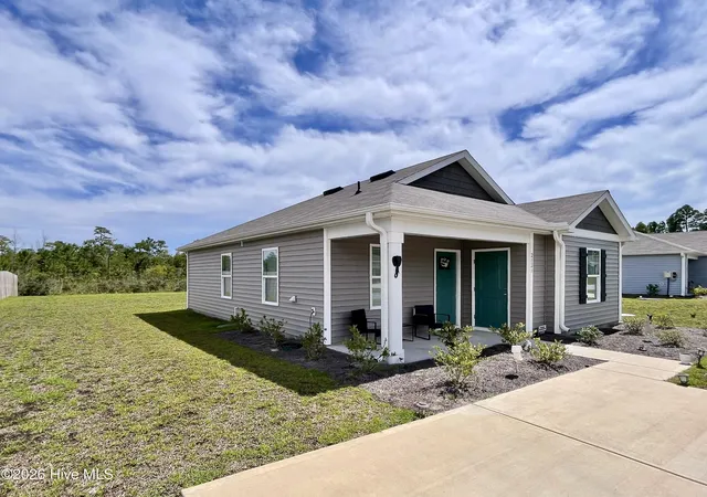 Photo 2 of Single family home for sale at 2121 Grande Palms Trl Se #Lot 94, Bolivia, NC 28422 | MLS# 100602988 | Listing updated on 2026-09-18