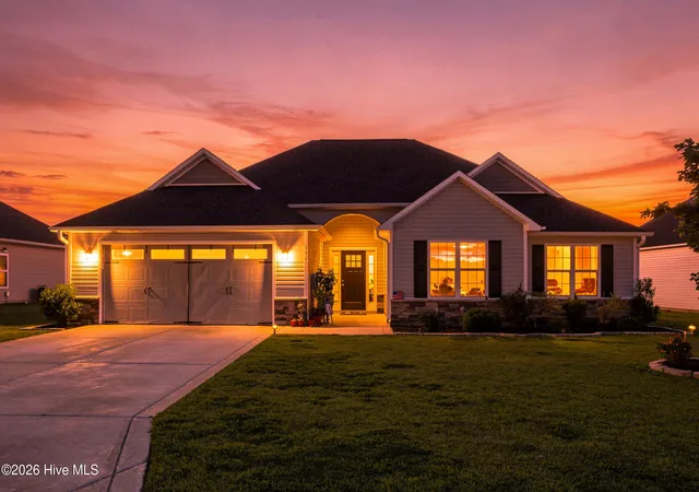 Photo 2 of Single family home for sale at 306 Wood House Dr, Jacksonville, NC 28546 | MLS# 100601336 | Listing updated on 2026-09-17