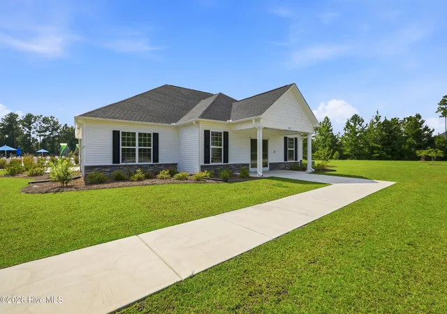 Photo 3 of Single family home for sale at 306 Wood House Dr, Jacksonville, NC 28546 | MLS# 100601336 | Listing updated on 2026-09-17