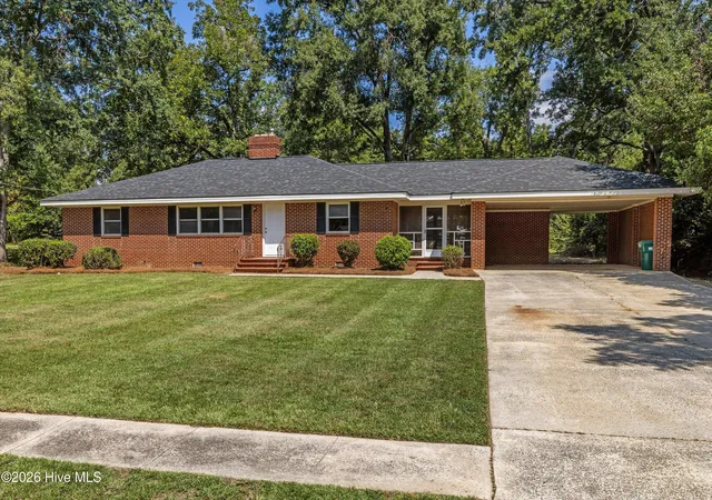 Photo 3 of Single family home for sale at 121 Johnson St, Warrenton, GA 30828 | MLS# 100601363 | Listing updated on 2026-10-15