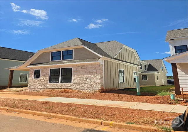 Photo 4 of Single family home for sale at 2885 Electric Ave, Watkinsville, GA 30677 | MLS# CL364584 | Listing updated on 2026-09-15