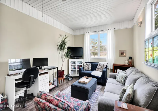 Photo 2 of Single family home for sale at 710 N College Rd, Wilmington, NC 28405 | MLS# 100603562 | Listing updated on 2026-09-15