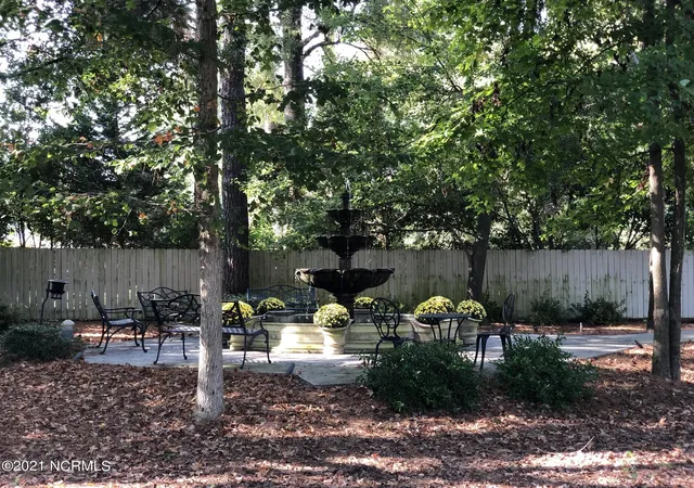 Photo 4 of Land for sale at 210 Fountain Dr, Clinton, NC 28328 | MLS# 100603211 | Listing updated on 2026-09-12