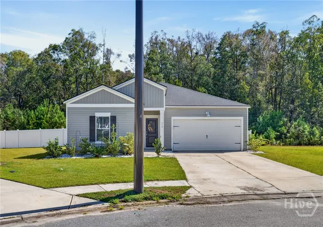 Photo 3 of Single family home for sale at 319 Lillian St, Rincon, GA 31326 | MLS# SA366344 | Listing updated on 2026-10-21
