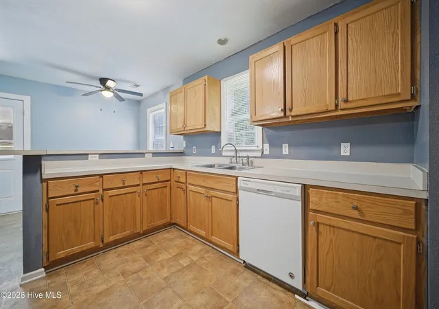 Photo 4 of Single family home for sale at 571 Gum Brg Rd, Elizabeth City, NC 27909 | MLS# 100601250 | Listing updated on 2026-09-14