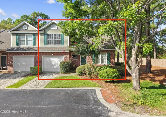 Photo 2 of Townhouse for sale at 233 Racine Dr #Unit 33, Wilmington, NC 28403 | MLS# 100603337 | Listing updated on 2026-09-16