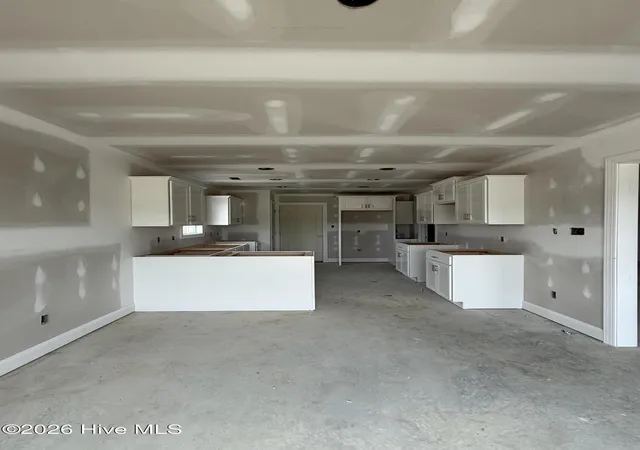 Photo 4 of Single family home for sale at 4031 Bluewater Blvd, New Bern, NC 28562 | MLS# 100581422 | Listing updated on 2026-09-04