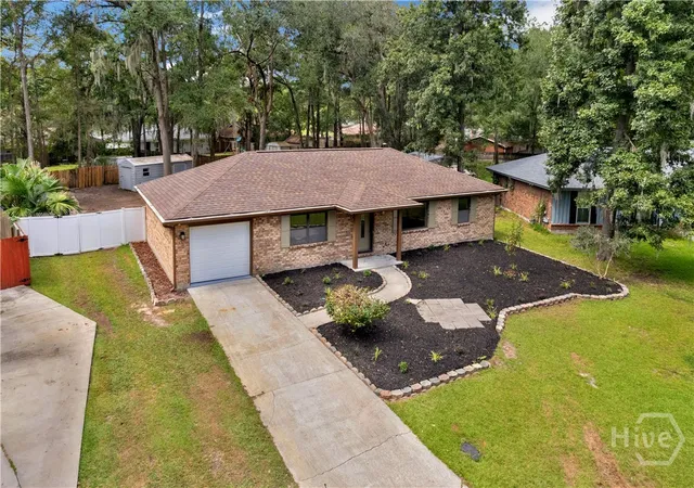 Photo 3 of Single family home for sale at 111 Cambridge Dr, Savannah, GA 31419 | MLS# SA365132 | Listing updated on 2026-10-29