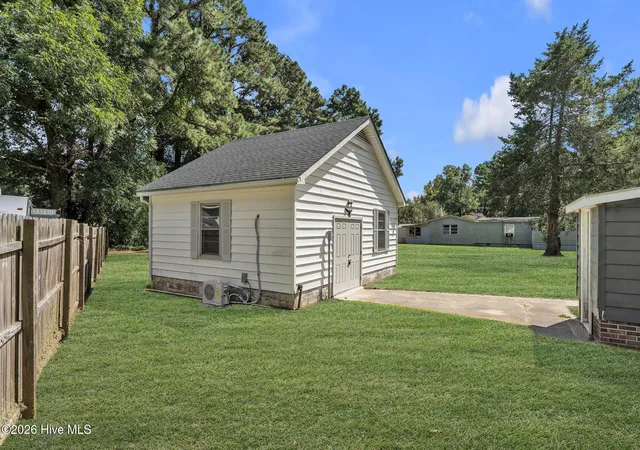 Photo 4 of Single family home for sale at 567 Blount Rd, Elizabeth City, NC 27909 | MLS# 100602684 | Listing updated on 2026-09-20