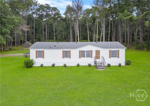 Photo 1 of Manufactured home for sale at 146 Floyd Ave, Guyton, GA 31312 | MLS# SA364457 | Listing updated on 2026-09-13