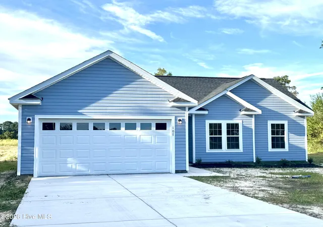 Single family home for sale at 107 Blanche St, Chadbourn, NC 28431 | MLS# 100602850