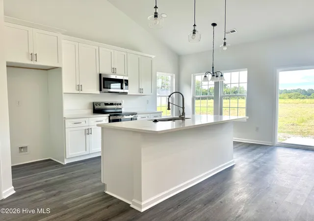 Photo 3 of Single family home for sale at 107 Blanche St, Chadbourn, NC 28431 | MLS# 100602850 | Listing updated on 2026-09-17