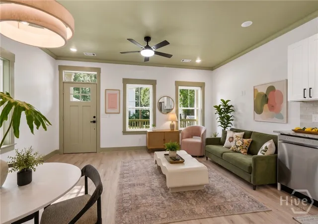 Photo 3 of Single family home for sale at 744 East 33, Savannah, GA 31401 | MLS# SA364056 | Listing updated on 2026-09-08