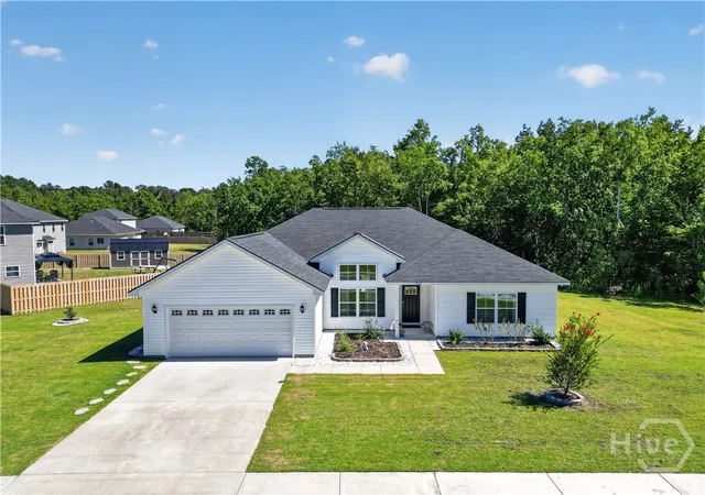 Photo 1 of Single family home for sale at 937 Meloney Dr, Hinesville, GA 31313 | MLS# SA365356 | Listing updated on 2026-10-22