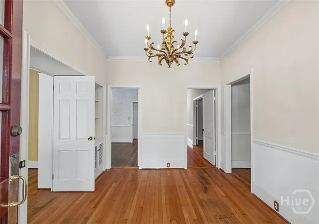 Photo 3 of Single family home for sale at 137 E 53rd Street, Savannah, GA 31405 | MLS# SA363791 | Listing updated on 2026-09-17