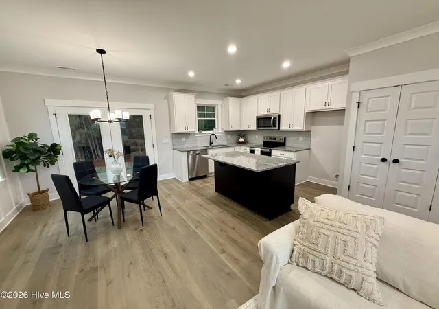 Photo 3 of Single family home for sale at 443 Peregrine Ridge Dr, New Bern, NC 28560 | MLS# 100547372 | Listing updated on 2026-09-16