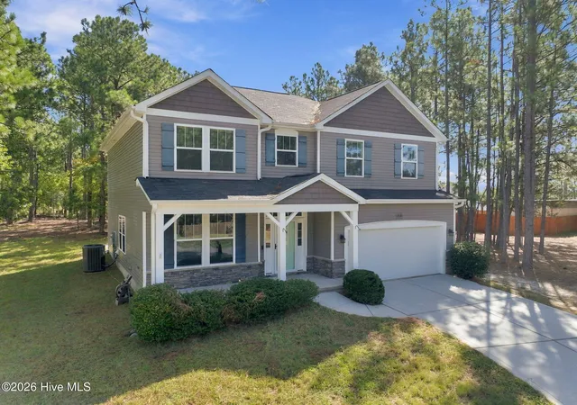 Photo 3 of Single family home for sale at 2020 Malta Ct, Aberdeen, NC 28315 | MLS# 100602896 | Listing updated on 2026-09-14