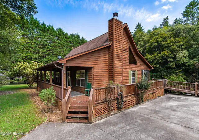 Photo 2 of Single family home for sale at 96 Loh Is Dr, Murphy, NC 28906 | MLS# 100600873 | Listing updated on 2026-09-06