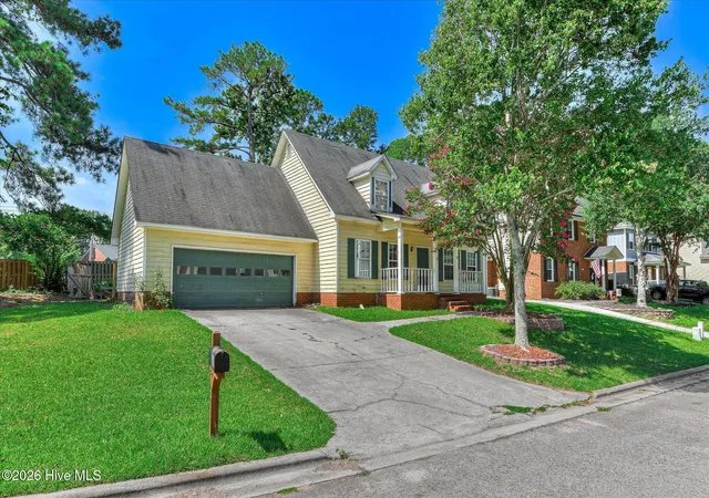 Photo 2 of Single family home for sale at 102 Moss Crk Dr, Augusta, GA 30907 | MLS# 100602387 | Listing updated on 2026-09-09