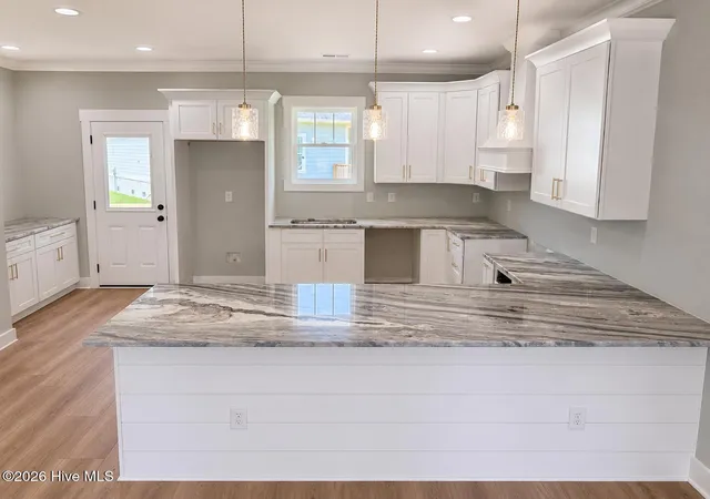 Photo 4 of Single family home for sale at 102 N River Clb Dr, Beaufort, NC 28516 | MLS# 100592466 | Listing updated on 2026-09-02