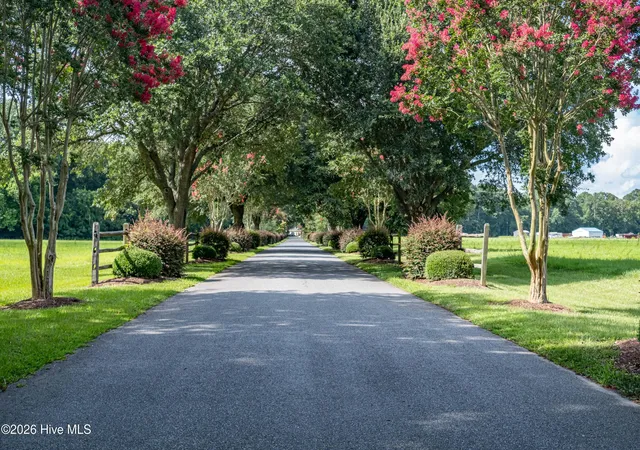 Photo 3 of Single family home for sale at 95 Waters Edge Dr, Chocowinity, NC 27817 | MLS# 100600369 | Listing updated on 2026-09-01