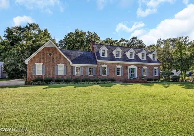 Photo 1 of Single family home for sale at 6332 Marywood Dr, Wilmington, NC 28409 | MLS# 100600897 | Listing updated on 2026-09-05