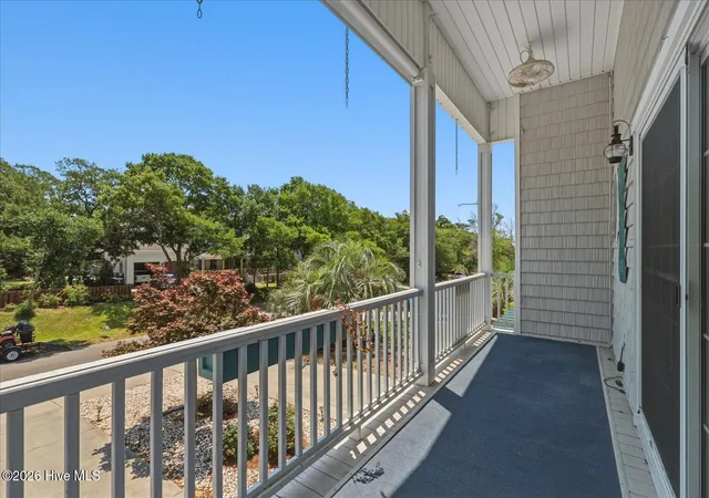 Photo 3 of Single family home for sale at 105 Se 17th Street, Oak Island, NC 28465 | MLS# 100546689 | Listing updated on 2026-10-05