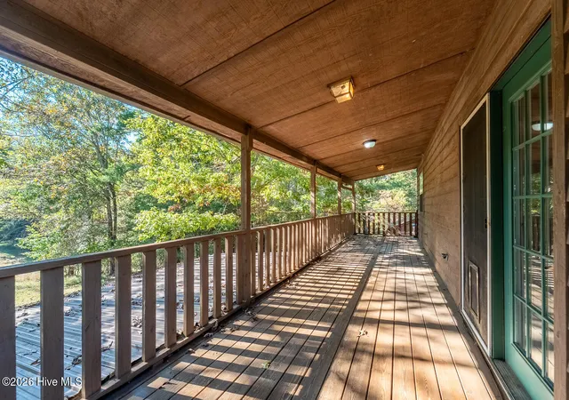 Photo 3 of Single family home for sale at 101 Natoli Way, Murphy, NC 28906 | MLS# 100611443 | Listing updated on 2026-10-23