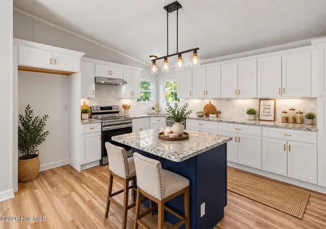 Photo 4 of Manufactured home for sale at 5837 Parkton Rd, Hope Mills, NC 28348 | MLS# 100600949 | Listing updated on 2026-10-08