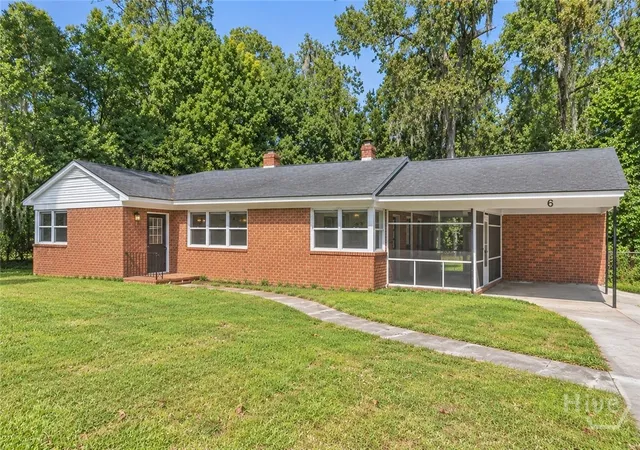Photo 1 of Single family home for sale at 6 Alpine Dr, Savannah, GA 31405 | MLS# SA366291 | Listing updated on 2026-10-17