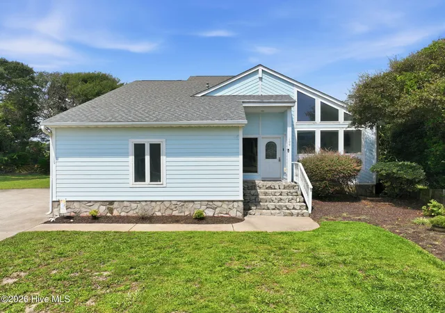Photo 1 of Single family home for sale at 109 Oakleaf Dr, Pine Knoll Shores, NC 28512 | MLS# 100598267 | Listing updated on 2026-09-05