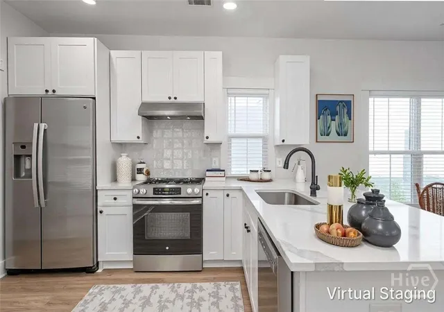 Photo 4 of Single family home for sale at 1205 E Bolton St, Savannah, GA 31404 | MLS# SA363927 | Listing updated on 2026-09-03
