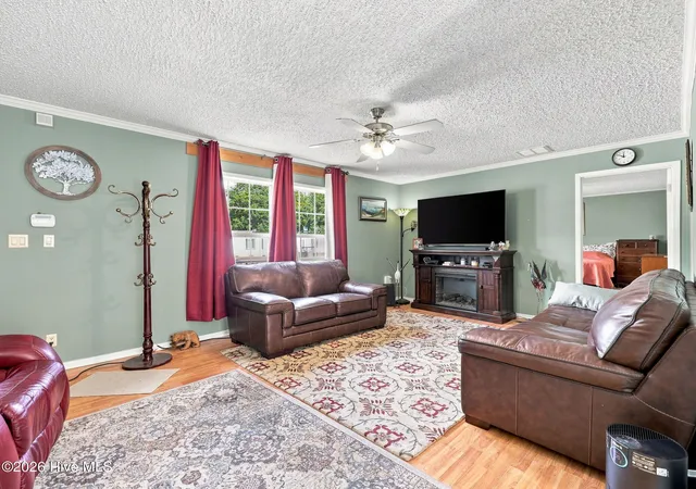 Photo 3 of Manufactured home for sale at 206 Shipmans Pike, Jacksonville, NC 28546 | MLS# 100602625 | Listing updated on 2026-10-01