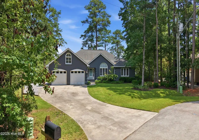 Photo 2 of Single family home for sale at 5633 Styron Dr, Oriental, NC 28571 | MLS# 100601550 | Listing updated on 2026-09-11