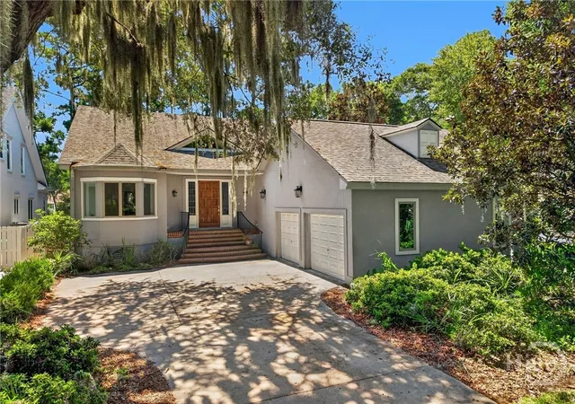 Photo 1 of Single family home for sale at 15 Marina Dr, Savannah, GA 31411 | MLS# SA362950 | Listing updated on 2026-09-10